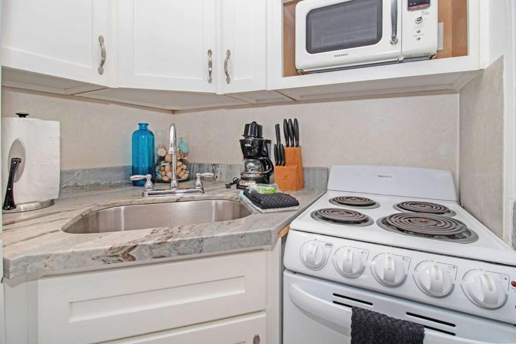 Apartamento The Happy Seahorse Galveston Exterior foto